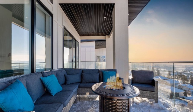 Oasis view, Theatre, Firepit/BBQ , Family Friendly