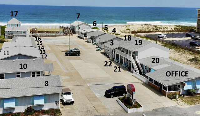 OBX Dog-friendly Ocean Cottage 4-Steps to Beach!