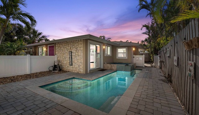 Ocean72, 2bed 2bath with pool