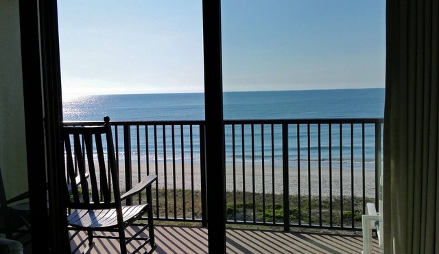 Oceanfront Townhouse-Style Condo, 2 Balconies with Ocean/Beach Views, Pool
