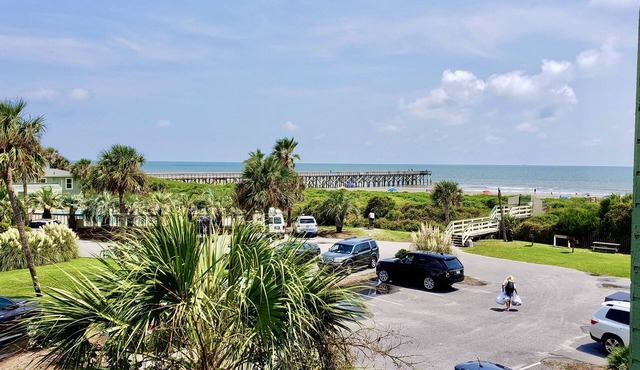 Oceanfront Villa - Private Fishing Pier, Pool & Spectacular Ocean Views