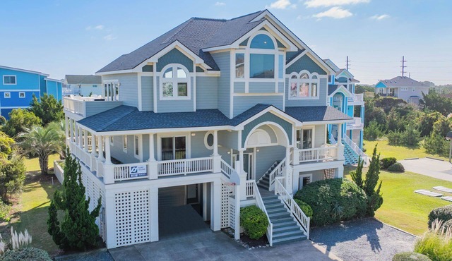 Oceanview Dog Friendly Home with Pool, Hot Tub, Elevator, Game and Media Rooms