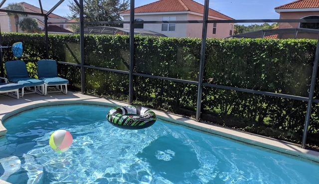 Orlando Villa: Spacious, Private Pool, Multi-Family, Game Room, Near Theme Parks