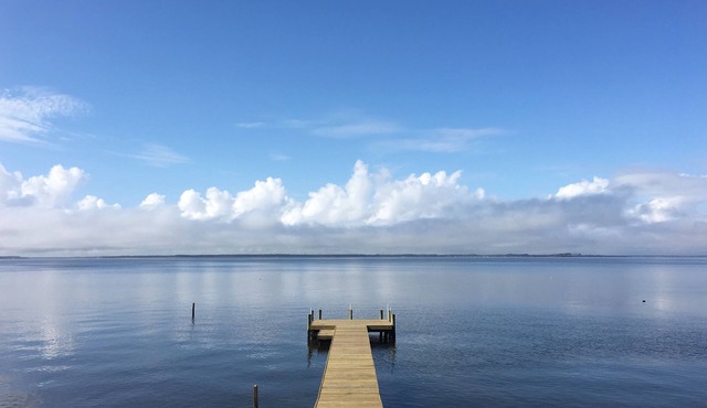 Pamlico Cottage - Waterfront near Bath & Belhaven - Pet Friendly - 3 Bds 2 Baths