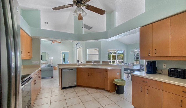 Par View Palms, full refund*, pool, sleeps 6