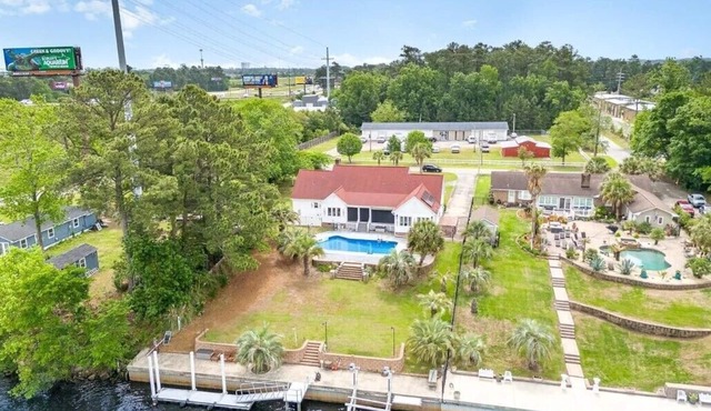 Paradise on Ocean Waterway Huge 5k sq ft w Private Pool/Boat Dock/Yard Sleeps 34