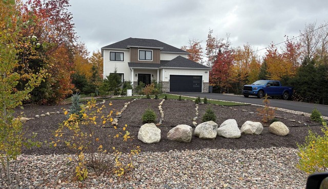 Peaceful, spacious 2bed 1 bath in new home near lake