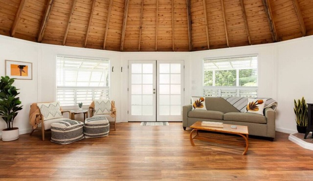 Pele Cottage - Volcano Village Retreat
