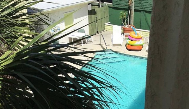 Penguins on the Beach | 2BR Steps to Beach & Downtown w/pool | Unit 3
