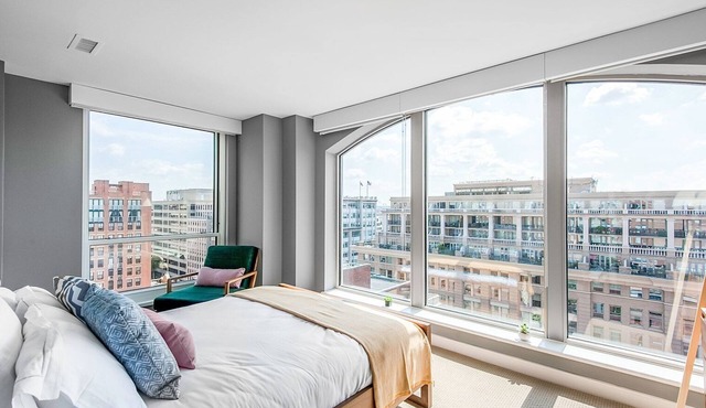 Penn Qtr 1BR w/Great Views + Gym, near Metro by Blueground
