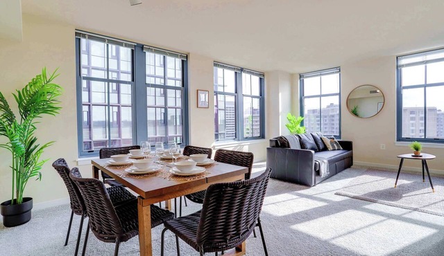 Pentagon City Retreat w/Comfort
