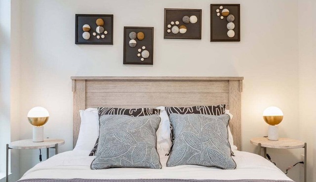 Perch - Howell Haven 33: Pet-Friendly Urban Haven in Historic Capitol Hill