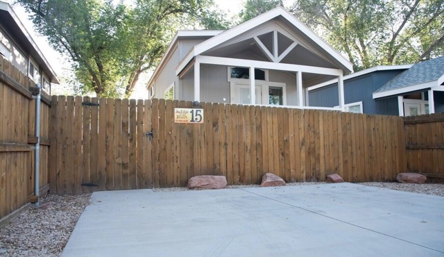 Pet-Friendly Moab Tiny Home Near Arches | Sleeps 6 | Private Porch | Desert View in Moab