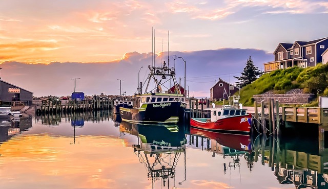 Picturesque, Authentic Bay of Fundy Seaside Experience