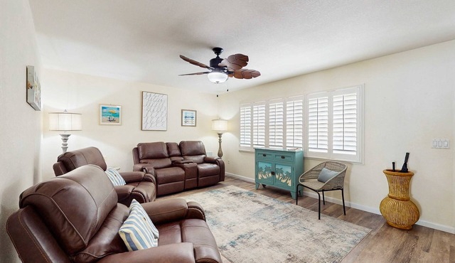 Pinellas Trail Retreat | Near Beaches, Parks & Dining