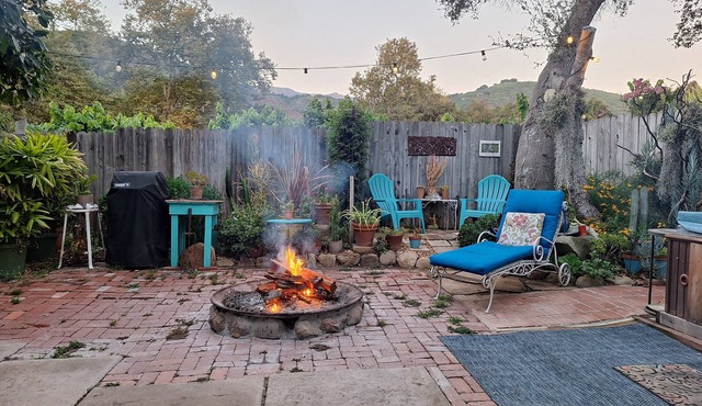 Pleasant and private mobile home with WiFi in the Carpinteria Foothills