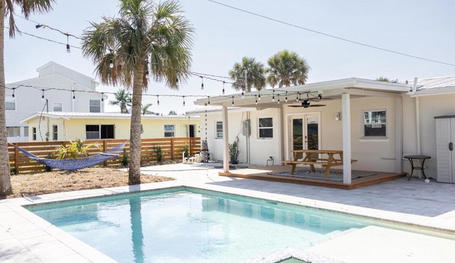 Point Break! Walk to Beach - Cozy Beach Family Cottage with Pool