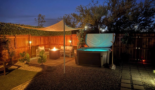 Private escape for outdoor enthusiasts & loverbirds