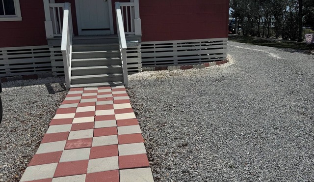 Private historical completely renovated cottage with 60 ft dock on Sarasota Bay