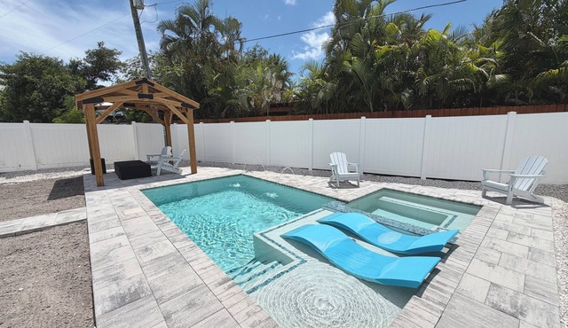 Private Home - Steps away from beach - Newly Renovated
