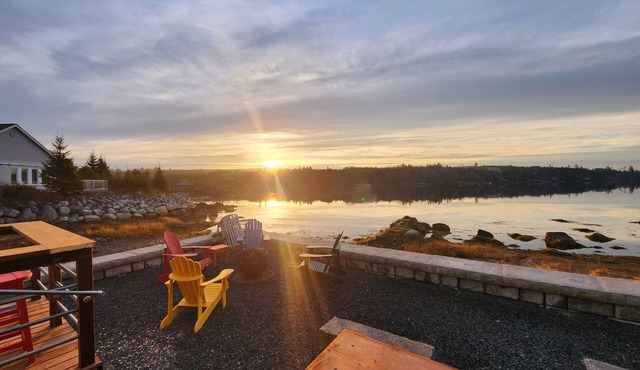 Prospect Bay Oceanfront - Close to Halifax/Peggy's Cove & More STR2627B0763