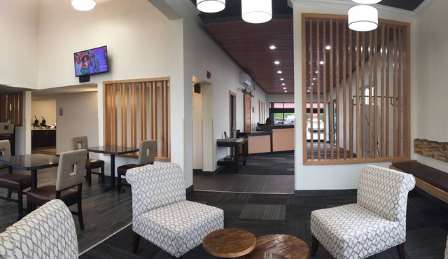 Quality Inn & Suites Clackamas – Portland