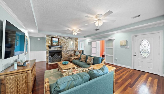 Ranger Resort- Pool/Patio- Close to Beach