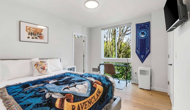 Ravenclaw's Roost of Reason Sweet Suite
