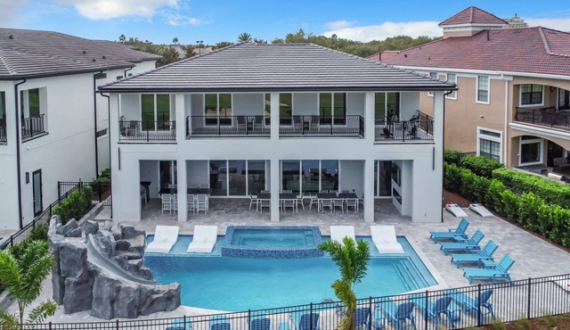 Really Fun House with tons of room, huge pool plenty to do and a terrific view