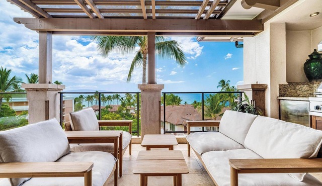 Recently Renovated & Professionally Managed Ocean View Villa