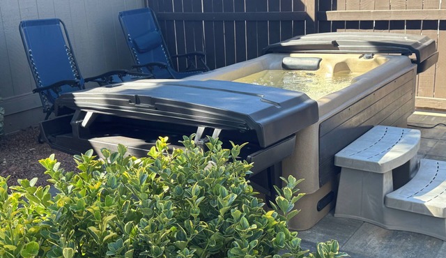 Red Rocks, HOT TUB, W. Sedona, Walk to trls, 1 bd!