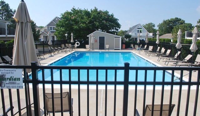 Rehoboth Townhouse with Pool! 3 Blocks to Beach!