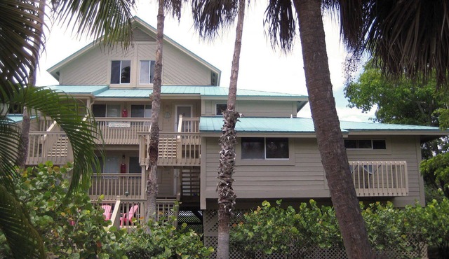 Remote Island Retreat : Private Ferry, Private Pool, Private Beach