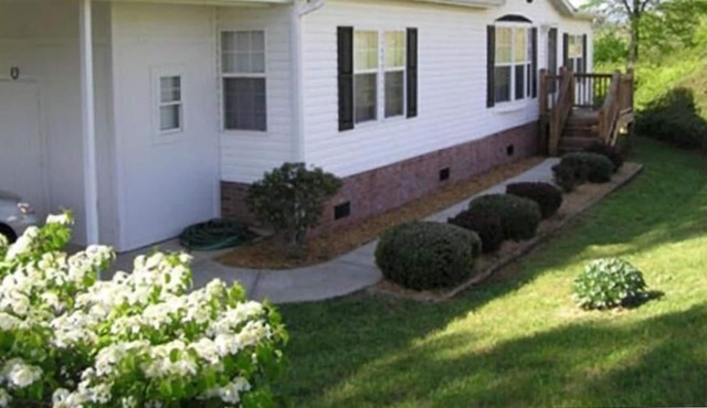 Riversong - Waterfront Mountain Rental