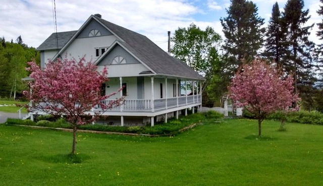 Rustic House of the Fjord #CITQ 135435