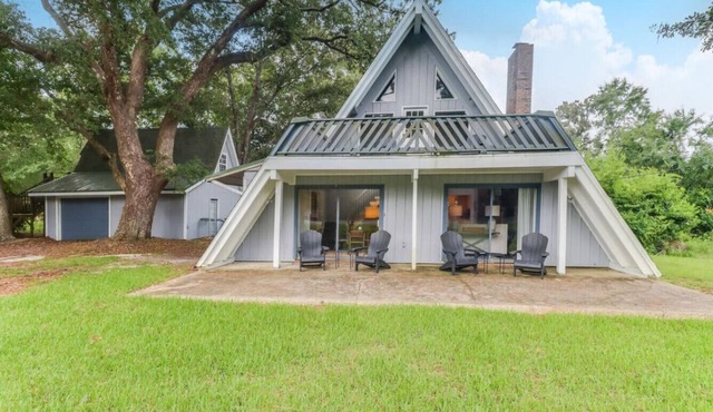 Rustic Oaks -Golf Cabin
