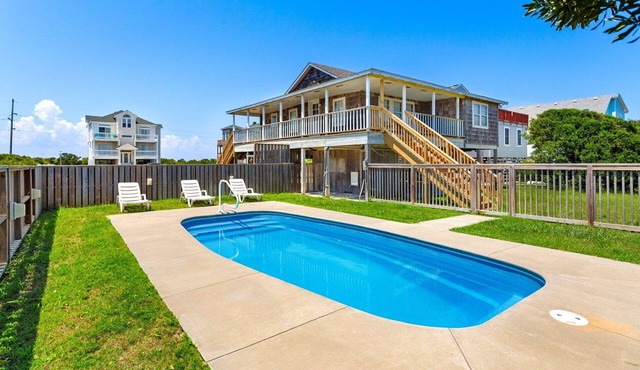 Sandcastle - 500ft to Beach w/pool