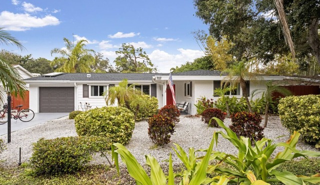 Sarasota Jungle Garden Villa