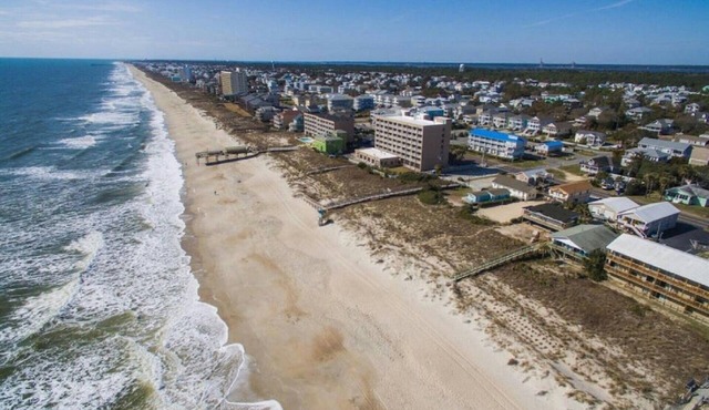 ~ SeaMist Seas ~ Duplex - Pool, Steps to Oceanfront Tiki Bar