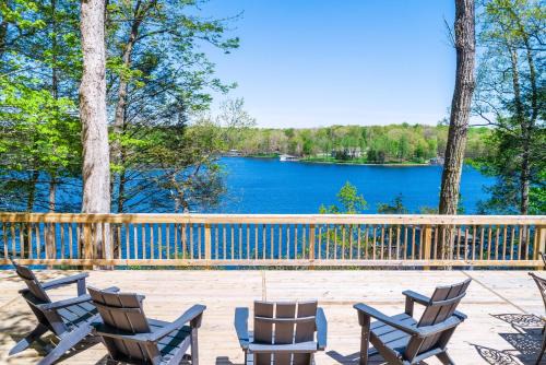 Secluded Lakefront Gem W/Free WiFi, Two-Level Deck, Private Dock & Great Views
