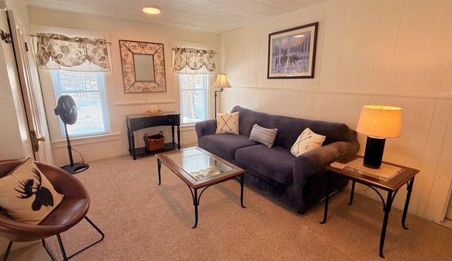 Second floor apartment with water access, ATV/snowmobile trail access