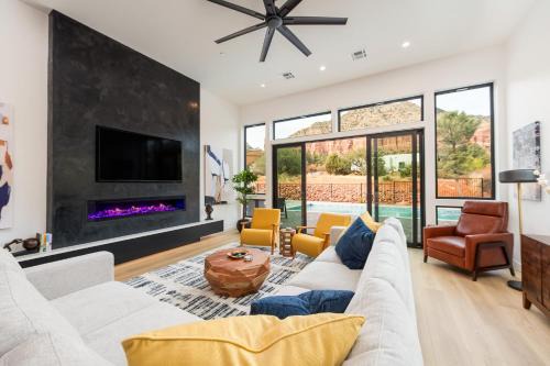 Sedona Sanctuary Luxury Home Pool & Spa