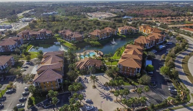 Serenata Sarasota 2nd floor condo gated community - steps to the pool