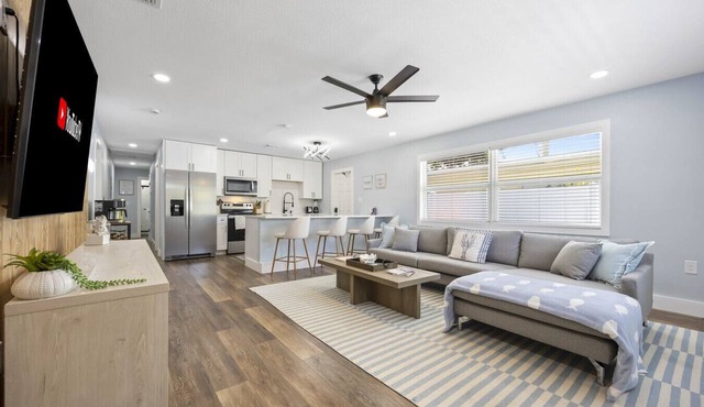 Shark Tank Cocoa Beach 2 Units Perfect for Groups Walk to Beach, Bars, & Shops