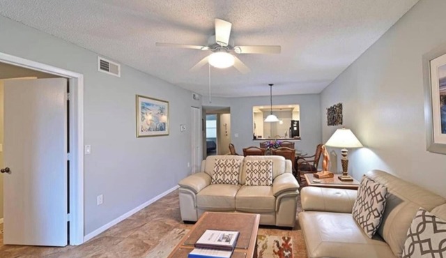 Shorewalk "A Little Piece of Paradise" close to beaches, golf, restaurants, IMG