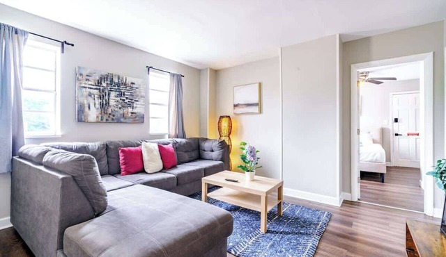 Short North/Downtown | Near High St | Walk to Convention Center | 5,800+ Reviews