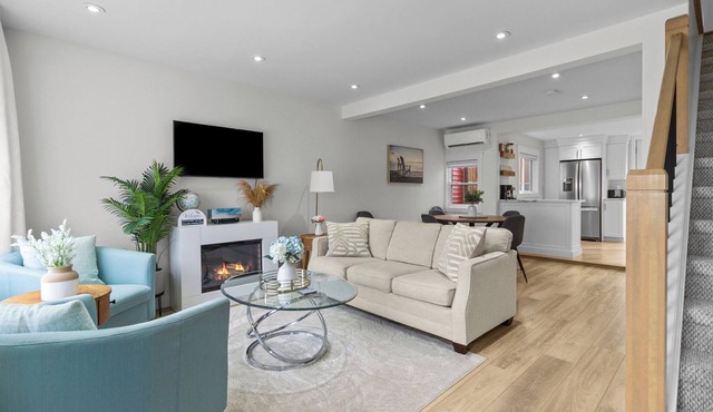 Signal Hill Elegance 3Bd A/C Hiking
