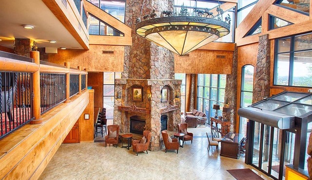 Ski-In/Ski-Out Luxury Two Bedroom Villa @ Canyons Ski Resort and Spa