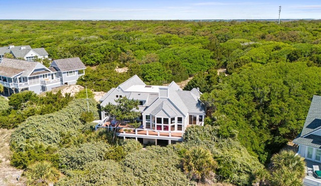Sleeps 14 in 5BR, Ocean Views, Steps to Beach, Pet Friendly, BHI and Shoals