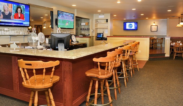 Slemon Park Hotel & Conference Centre